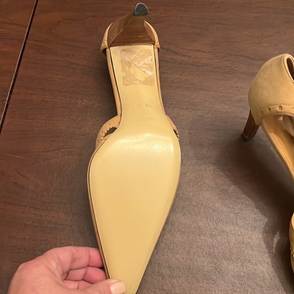 Tan suede Gucci - Picture 3 of 3